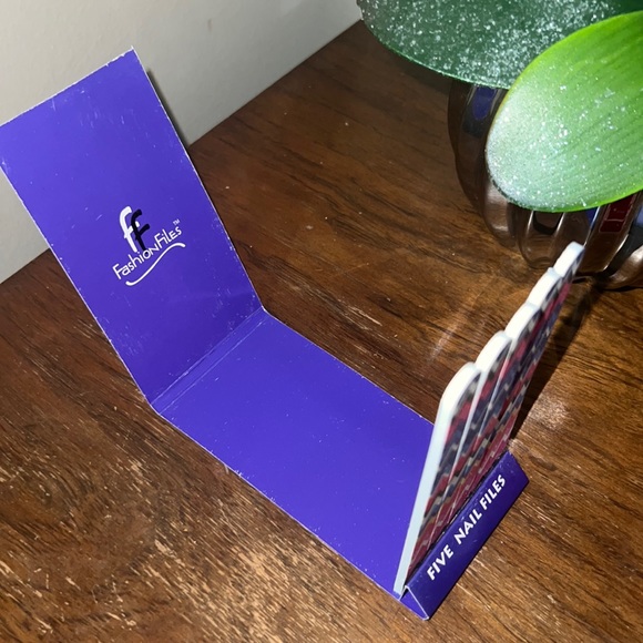 NWT Cute Fashion Nail File Set bundle of 5 Paper nail files - Picture 3 of 4